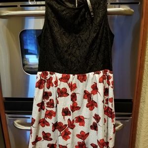 Summer dress excellent condition.